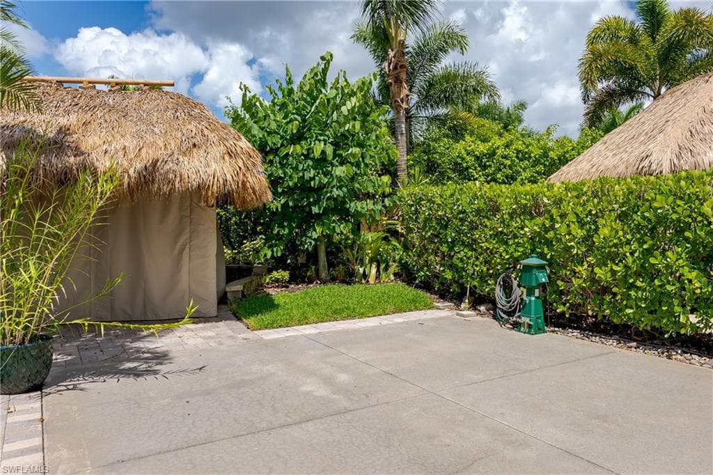 13573 Snapper LN, NAPLES FL 34114-7