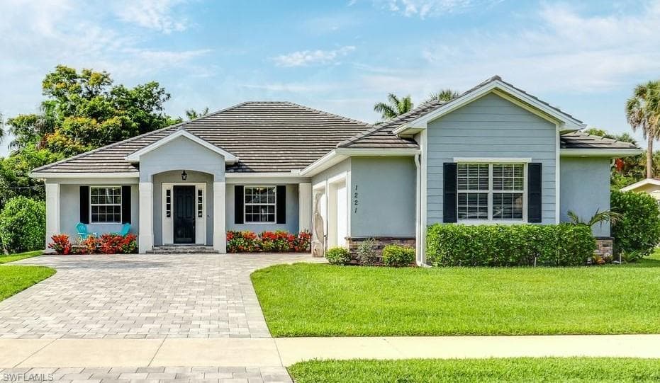 1221 La Faunce WAY, FORT MYERS FL 33919-1
