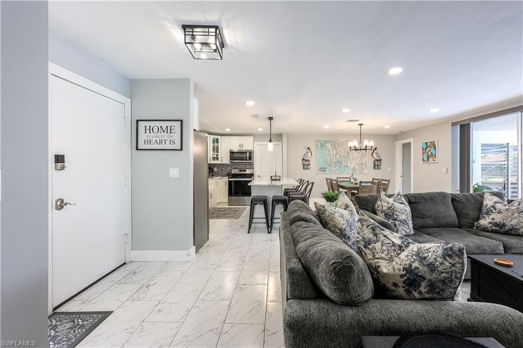 3505 SE 16th PL, CAPE CORAL FL 33904-4