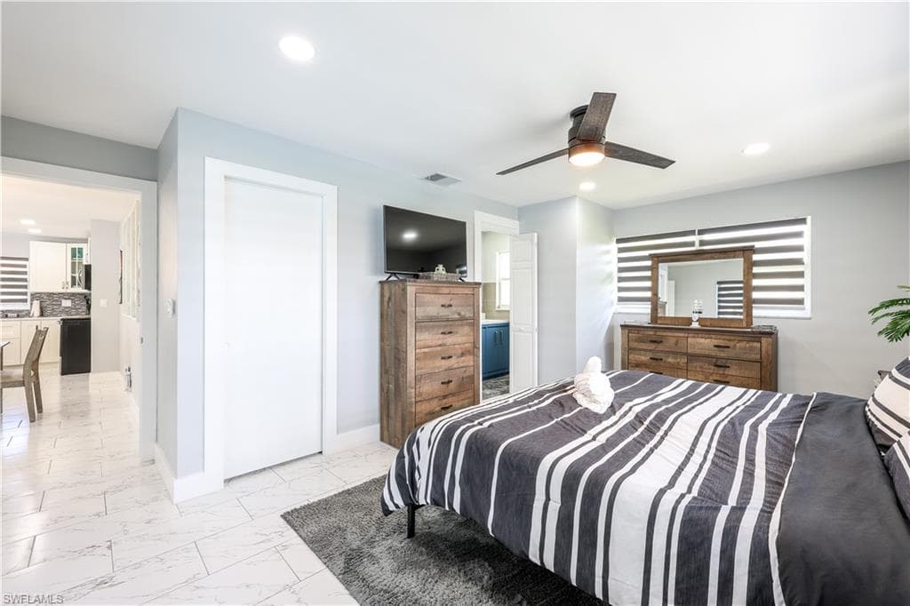 3505 SE 16th PL, CAPE CORAL FL 33904-19