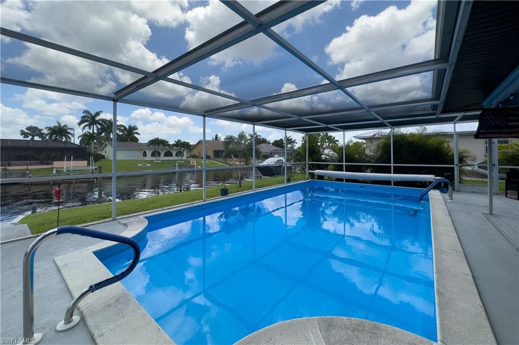 3505 SE 16th PL, CAPE CORAL FL 33904-32