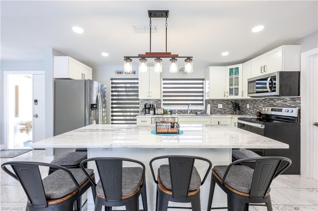 3505 SE 16th PL, CAPE CORAL FL 33904-13