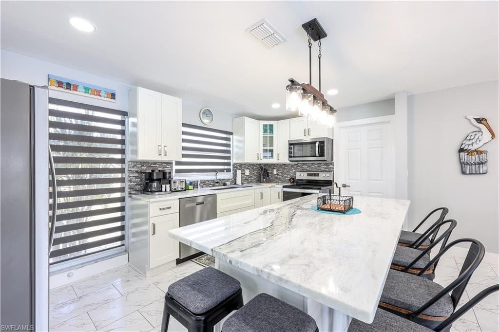 3505 SE 16th PL, CAPE CORAL FL 33904-10