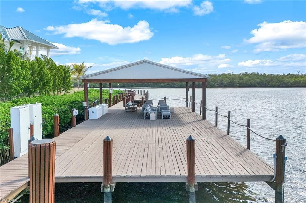 1463 2nd AVE S, NAPLES FL 34102-37