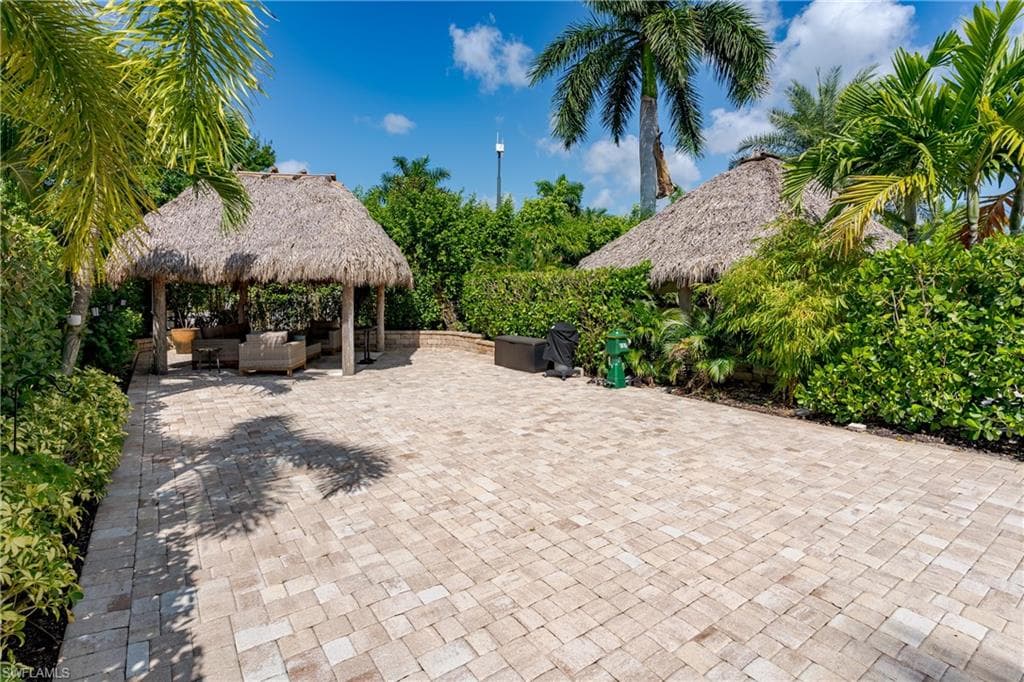 13565 Snapper LN, NAPLES FL 34114-26