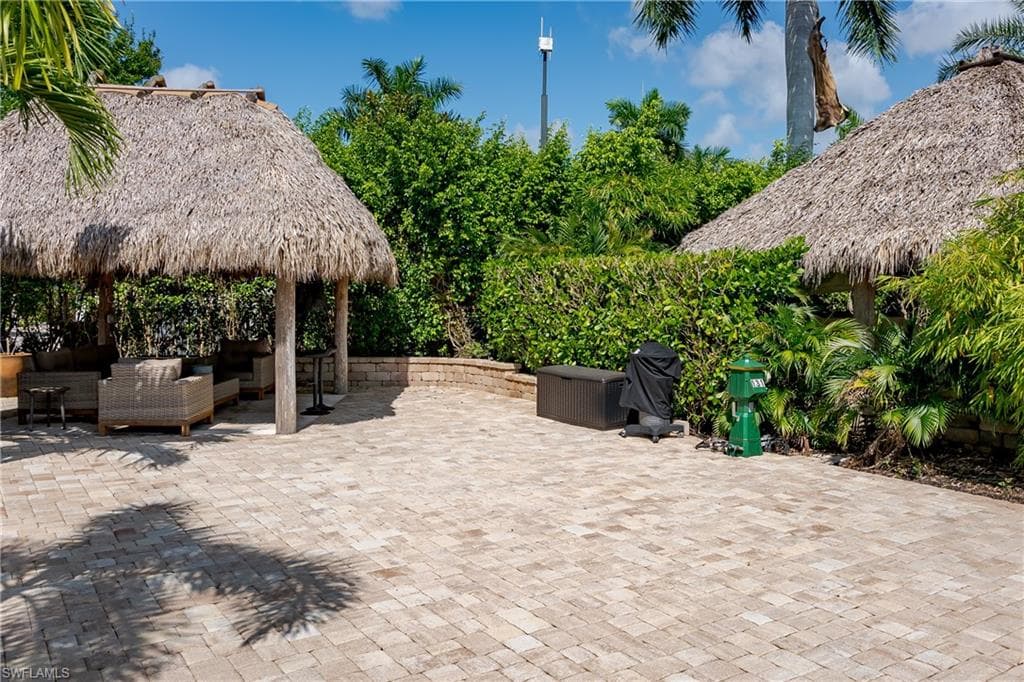 13565 Snapper LN, NAPLES FL 34114-27