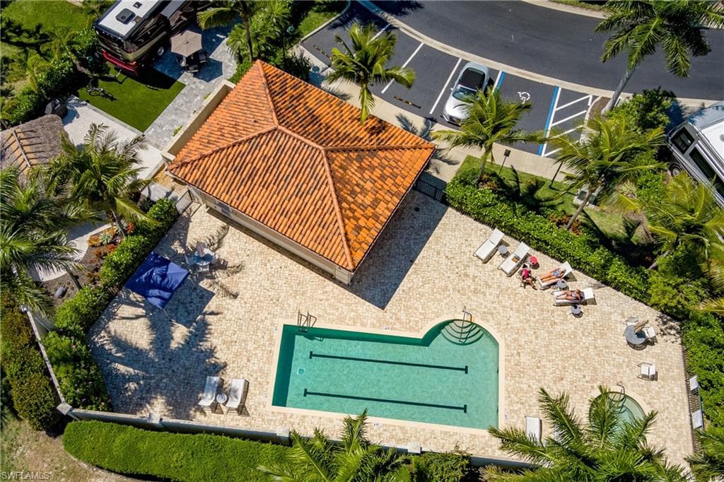 13565 Snapper LN, NAPLES FL 34114-40