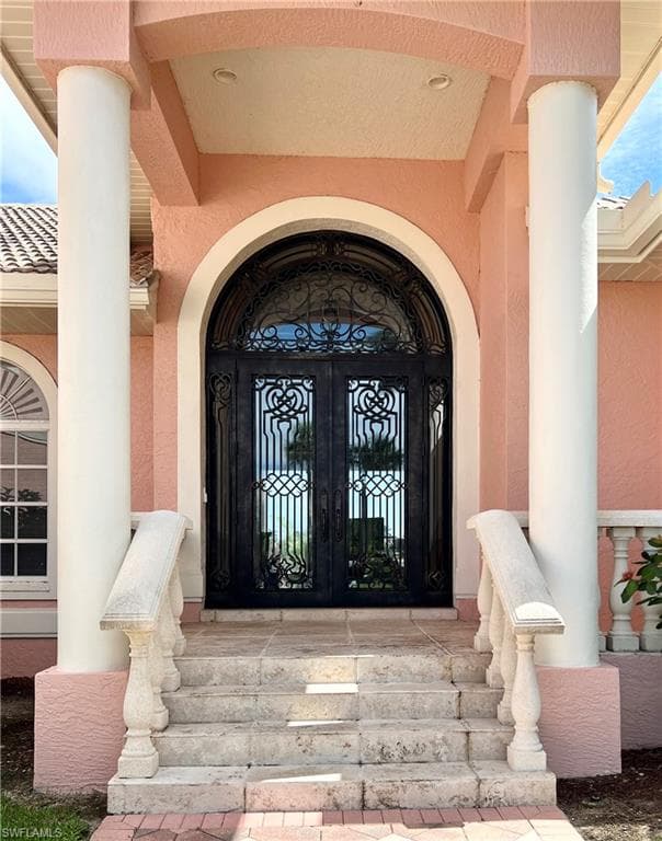 5460 Harborage DR, FORT MYERS FL 33908-8