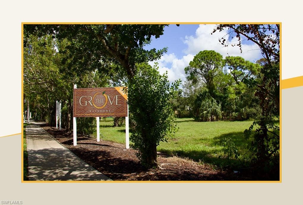 3736 Grove CIR, NAPLES FL 34112-8