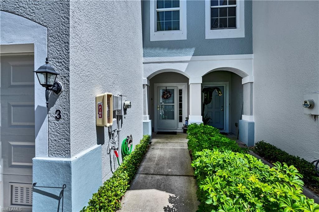 8431 Village Edge CIR # 3, FORT MYERS FL 33919-7