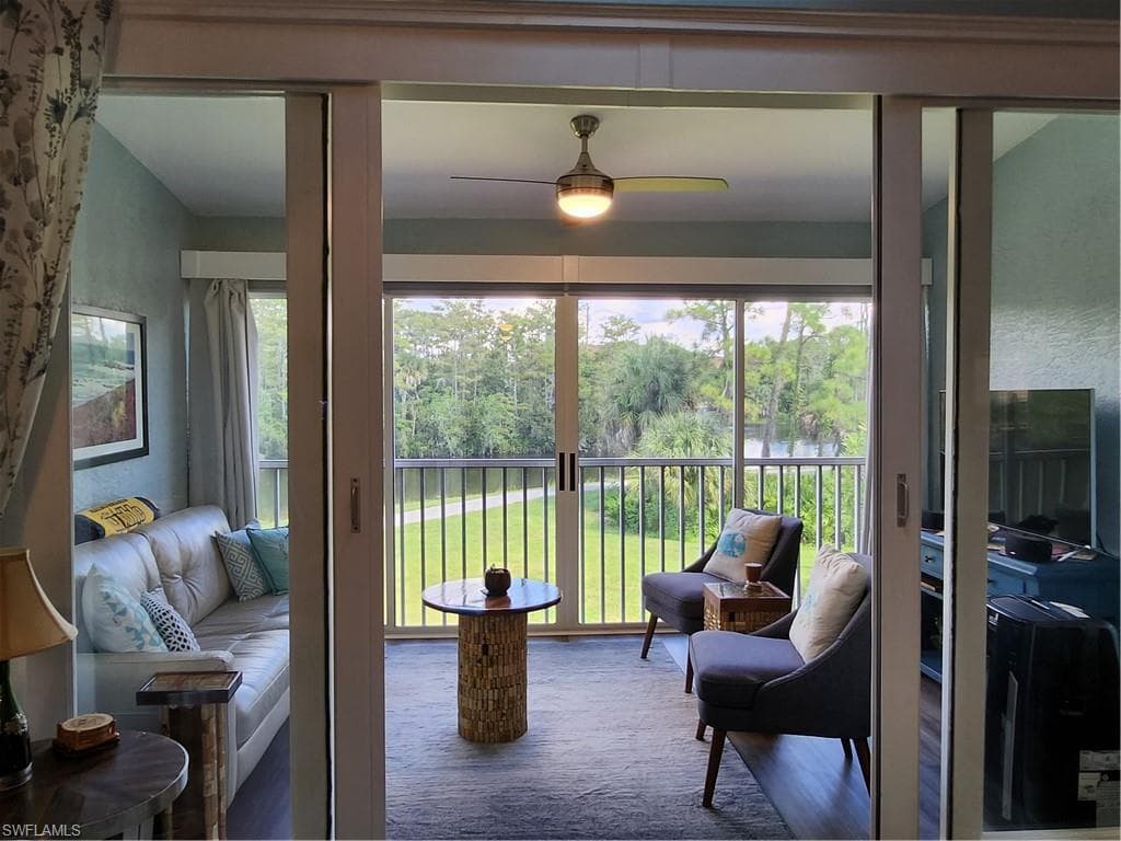 524 Lake Louise CIR # 504, NAPLES FL 34110-18