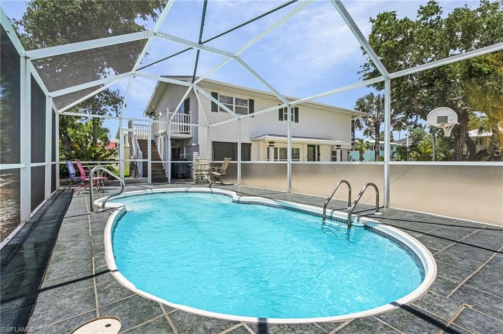 140 Bay Mar DR, FORT MYERS BEACH FL 33931-3