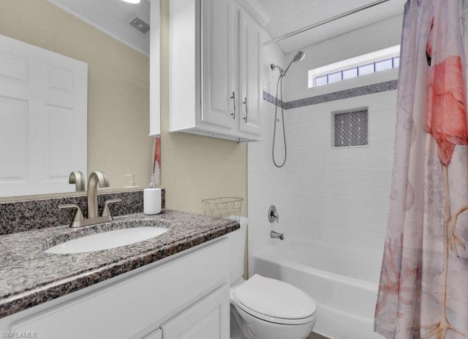 54 Oyster Bay LN, FORT MYERS BEACH FL 33931-12