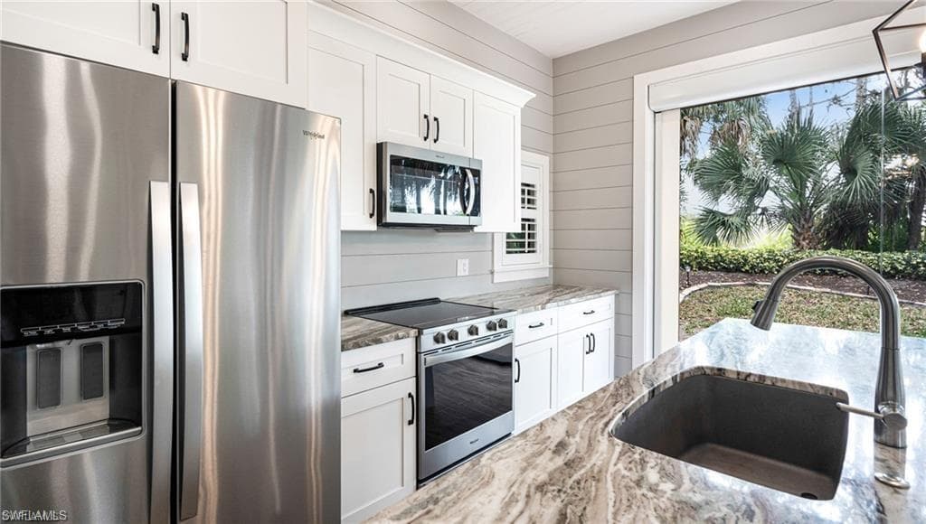 13666 Golden Palms CIR, FORT MYERS FL 33913-10