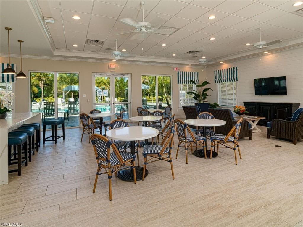 2279 Marquesa CIR, NAPLES FL 34112-26