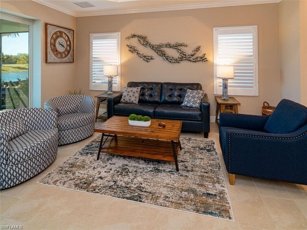 2279 Marquesa CIR, NAPLES FL 34112-5