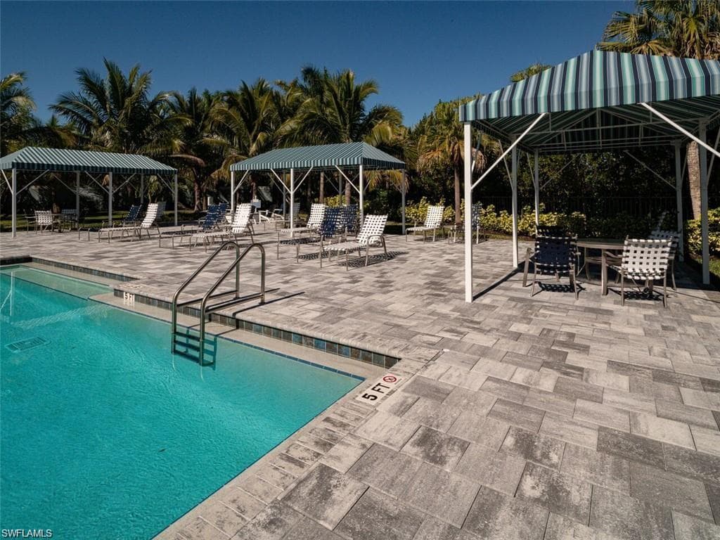 2279 Marquesa CIR, NAPLES FL 34112-27
