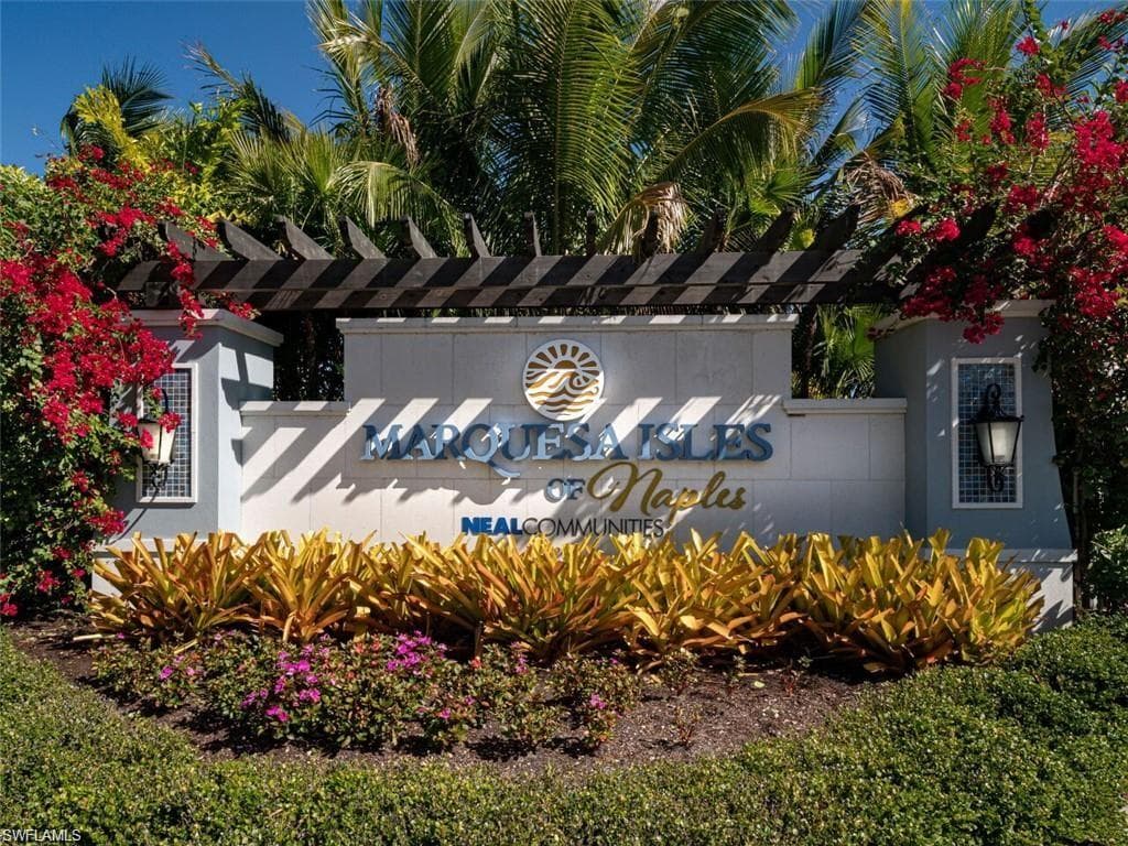 2279 Marquesa CIR, NAPLES FL 34112-19