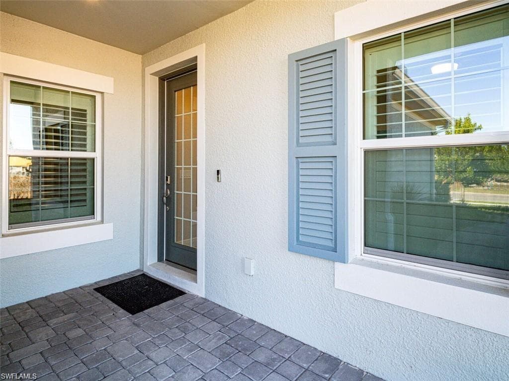 2279 Marquesa CIR, NAPLES FL 34112-17