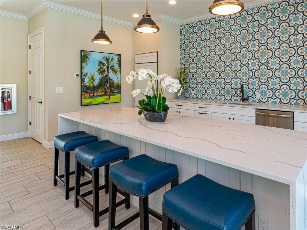 2279 Marquesa CIR, NAPLES FL 34112-24