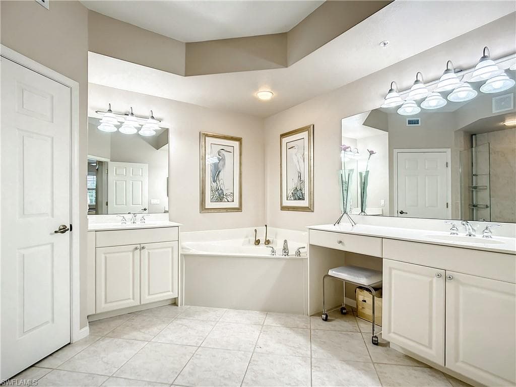 10015 Valiant CT # 102, MIROMAR LAKES FL 33913-18