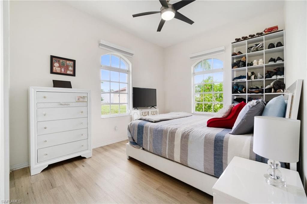 18683 Baseleg AVE, NORTH FORT MYERS FL 33917-28