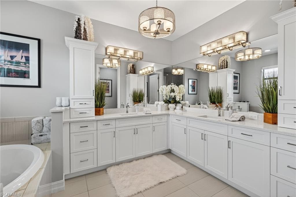 14690 Reserve PL, NAPLES FL 34109-32