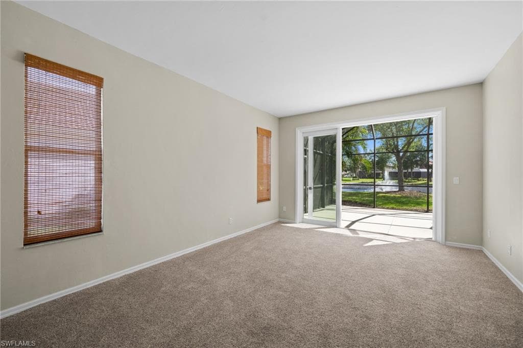 20010 Eagle Glen WAY, ESTERO FL 33928-21