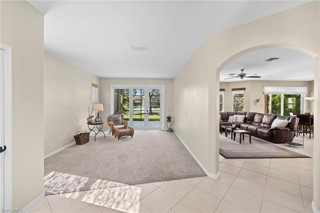 20010 Eagle Glen WAY, ESTERO FL 33928-20
