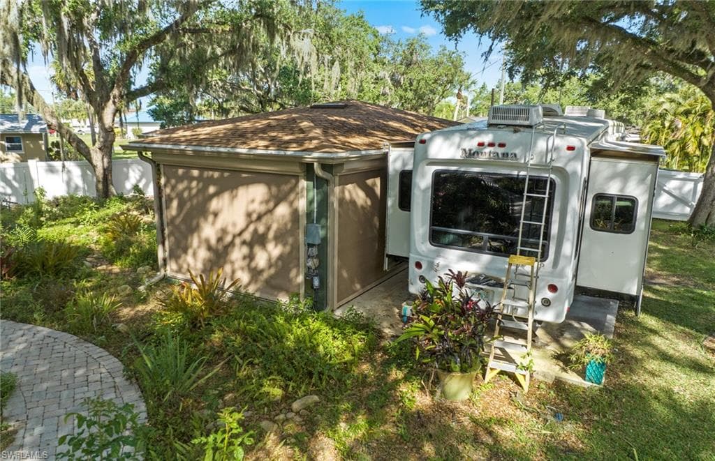 13782 River Forest DR, FORT MYERS FL 33905-15