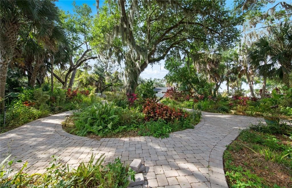 13782 River Forest DR, FORT MYERS FL 33905-13