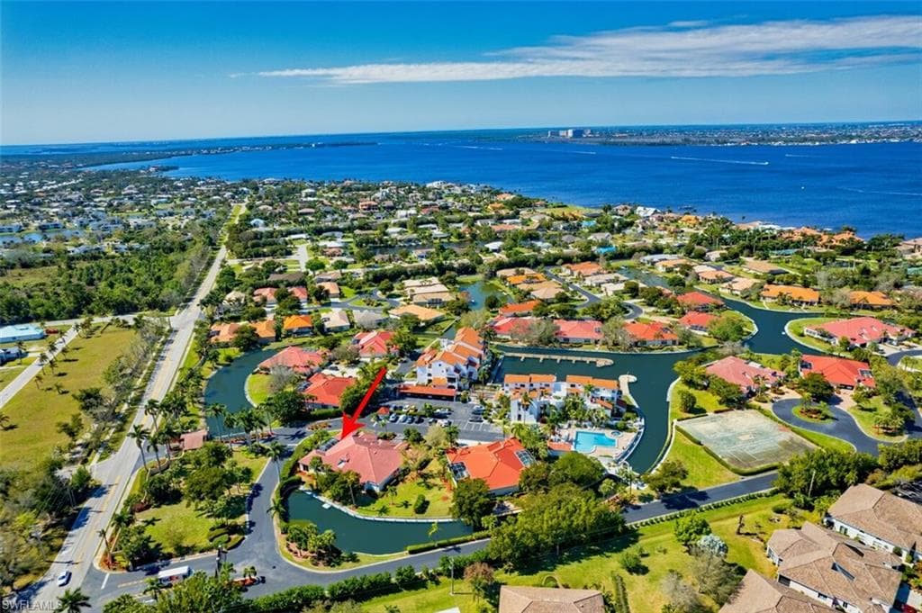15100 Ports of Iona DR W-5