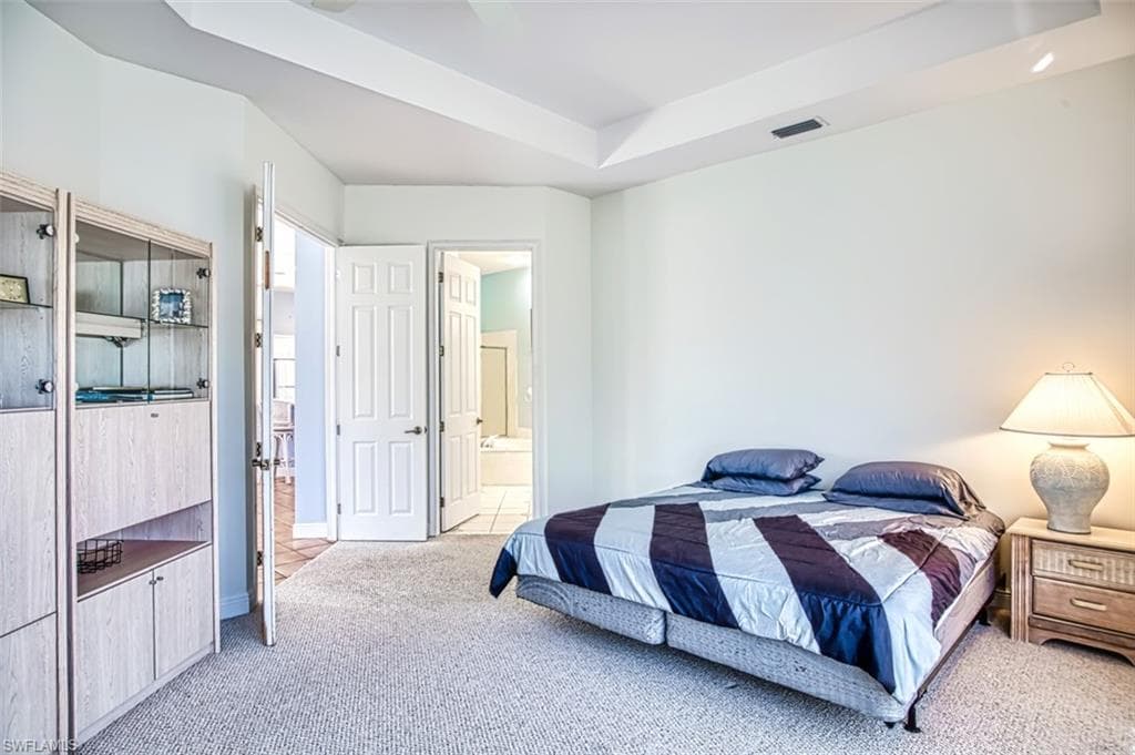 15100 Ports of Iona DR W-29
