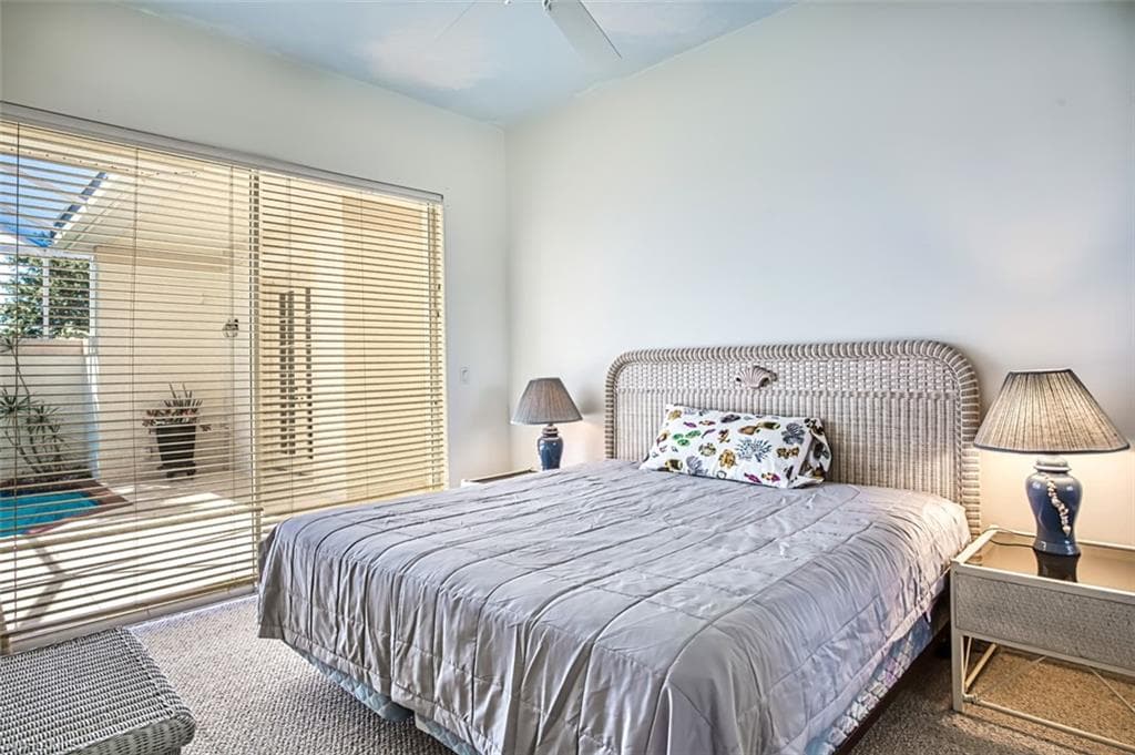 15100 Ports of Iona DR W-33