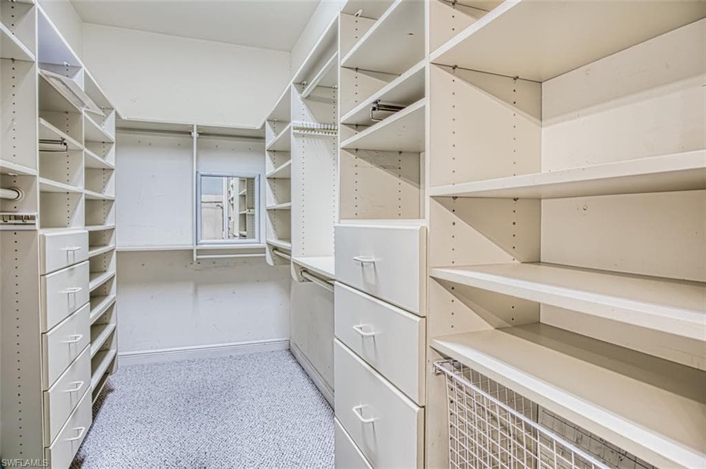 15100 Ports of Iona DR W-32