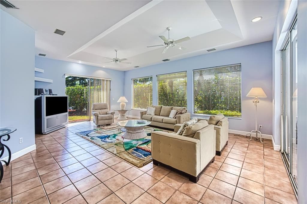 15100 Ports of Iona DR W-20