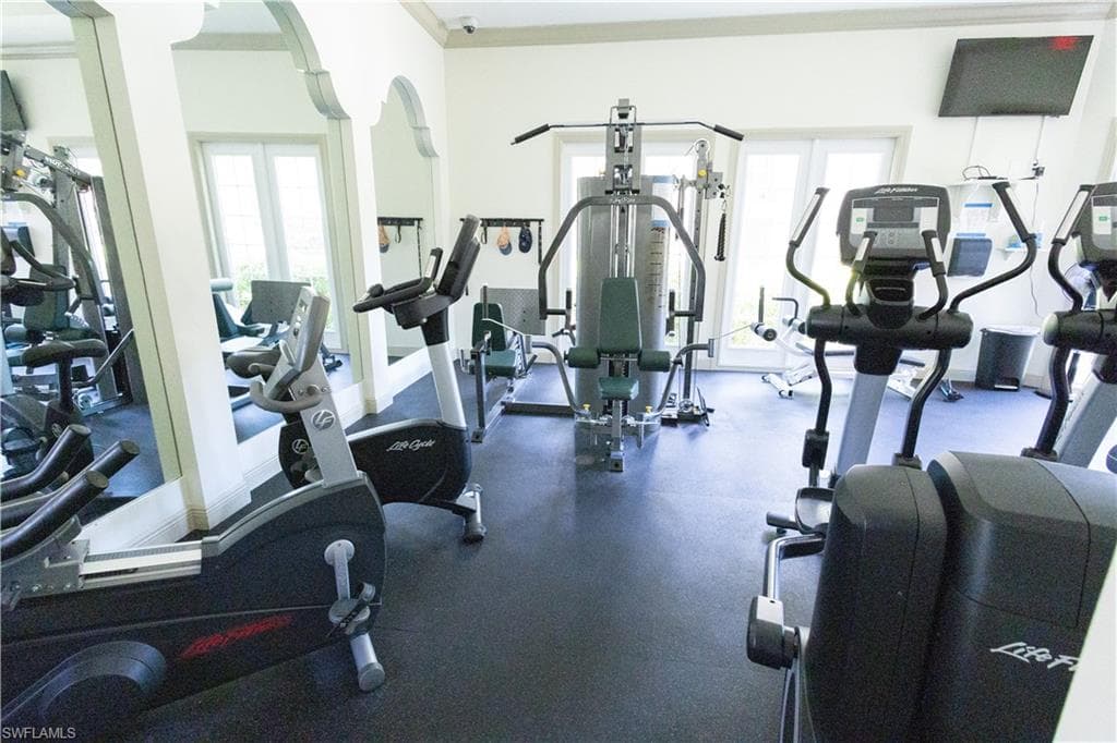 8930 Colonnades CT E # 612, BONITA SPRINGS FL 34135-27