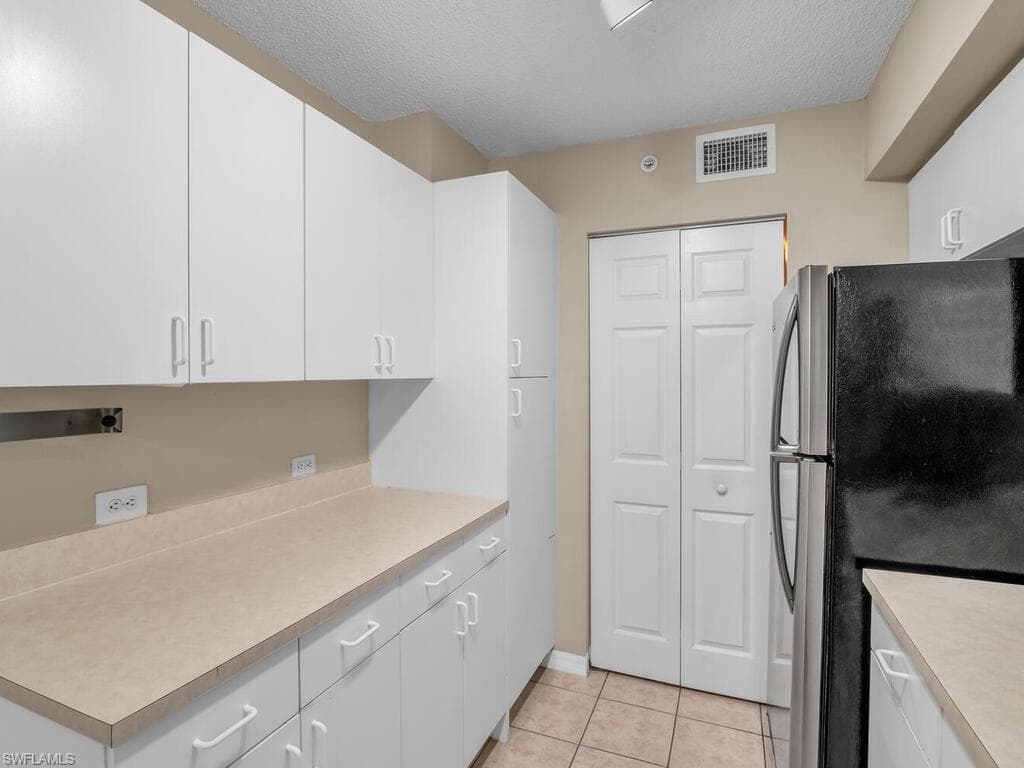 8930 Colonnades CT E # 612, BONITA SPRINGS FL 34135-10