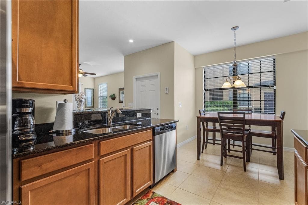 3732 Pino Vista WAY # 2, ESTERO FL 33928-8