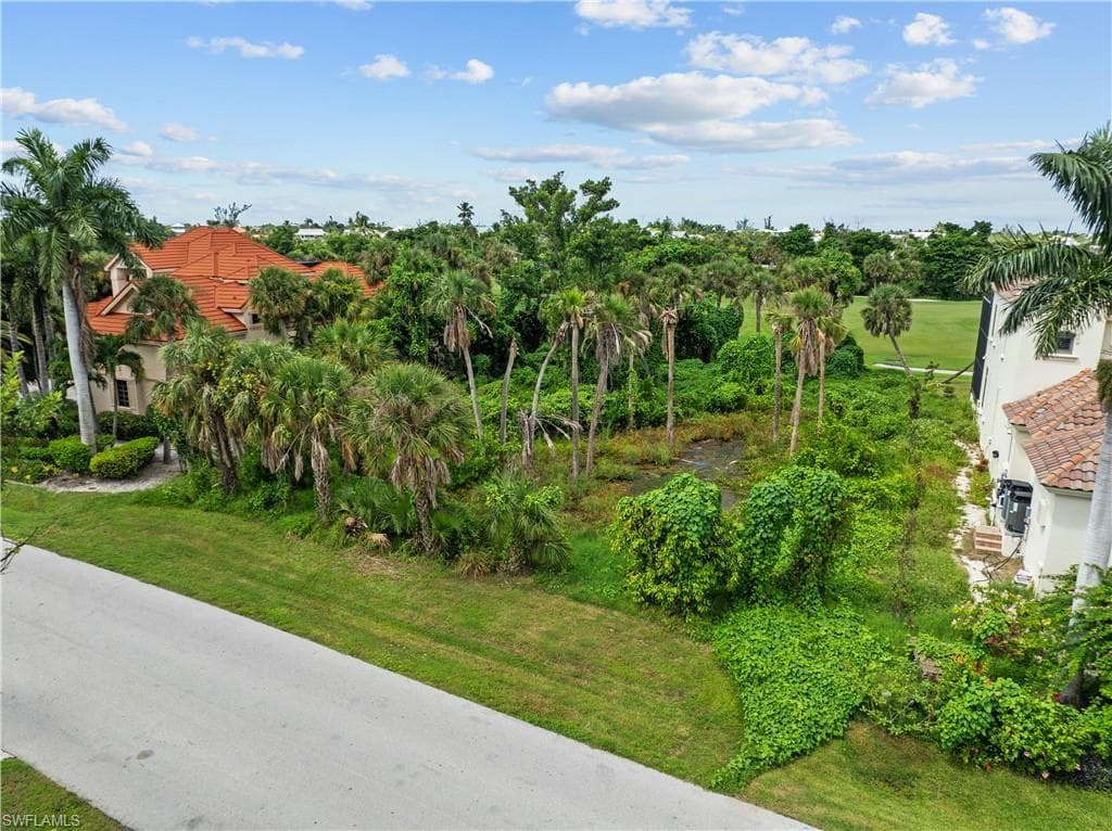 2453 Wulfert RD, SANIBEL FL 33957-4