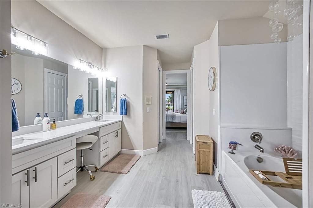 8451 Southwind Bay CIR, FORT MYERS FL 33908-24