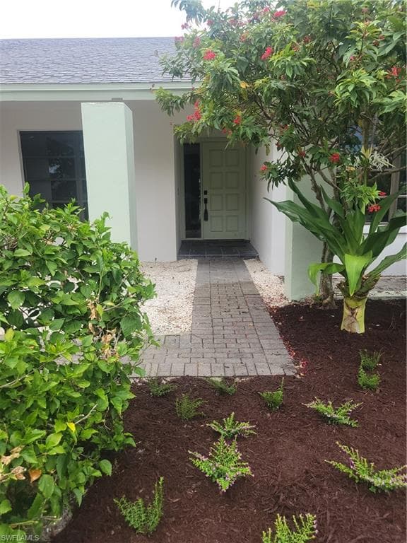 735 High Pines DR, NAPLES FL 34103-1