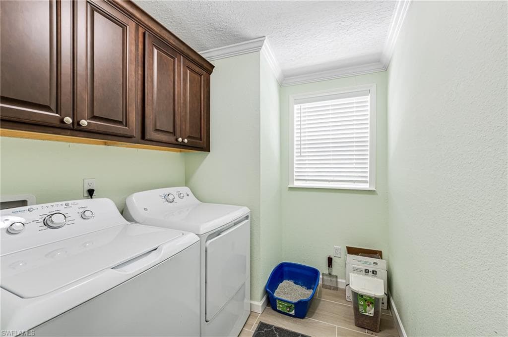 153 Rookery RD, NAPLES FL 34114-23