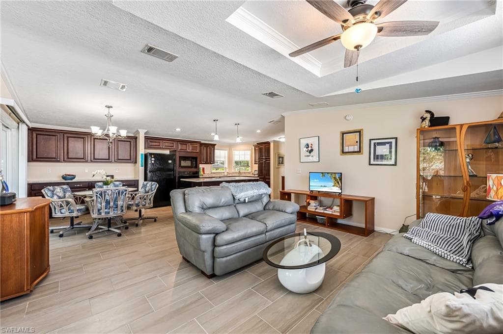 153 Rookery RD, NAPLES FL 34114-10