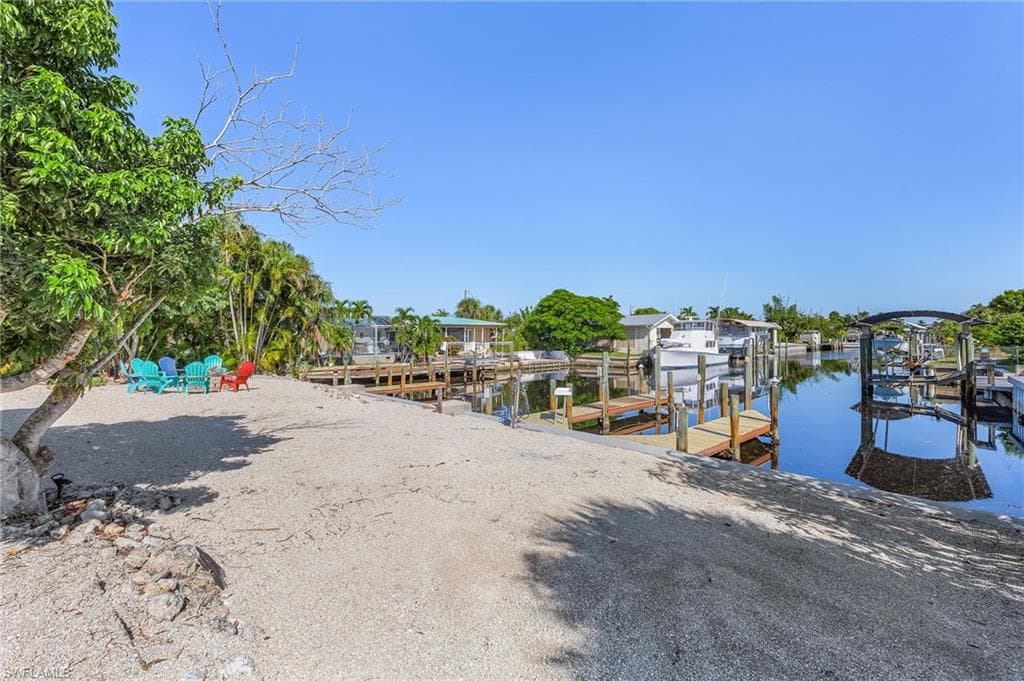 7380 Barrancas AVE, BOKEELIA FL 33922-13