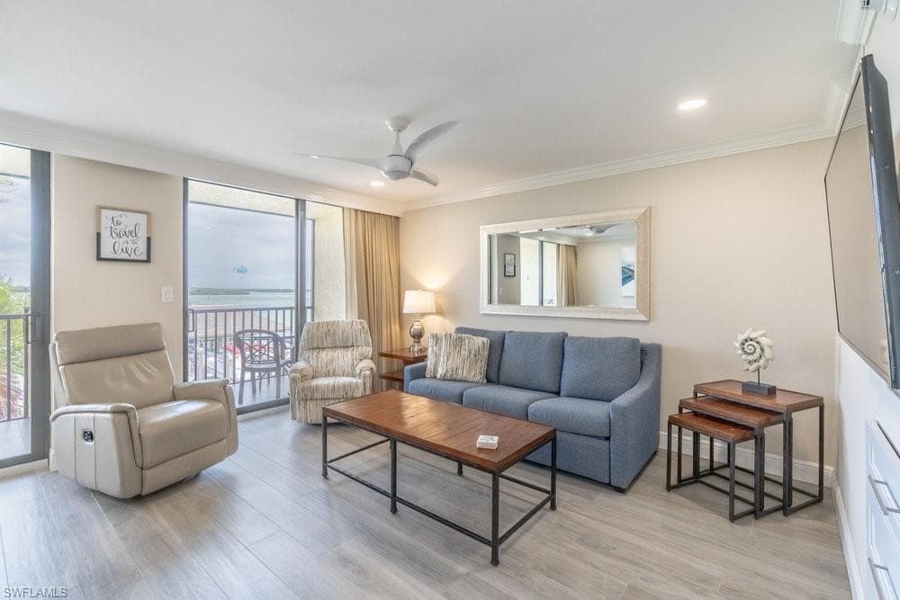 10 Tampa PL 203-7