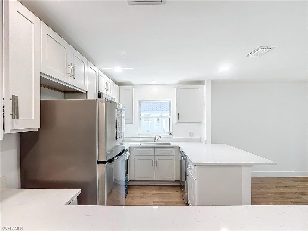 375 CARNABY CT # 54, NAPLES FL 34112-25