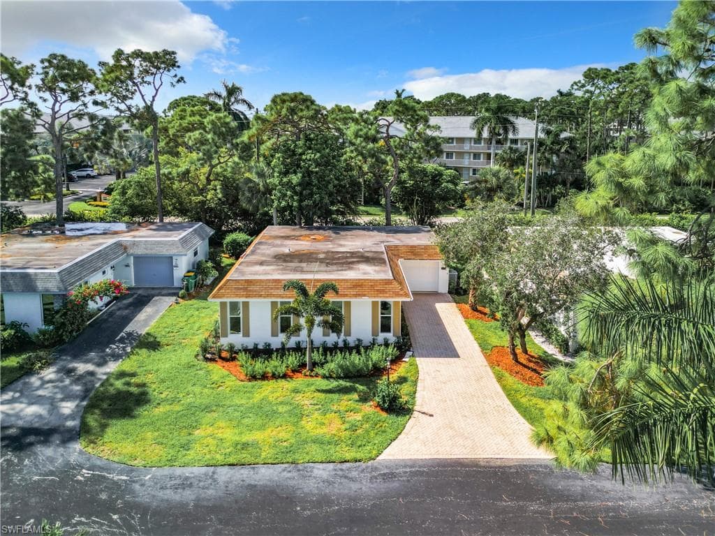375 CARNABY CT # 54, NAPLES FL 34112-6