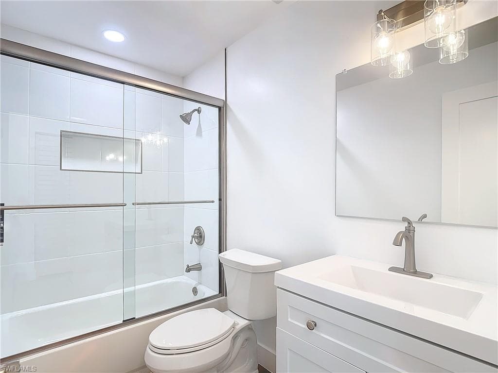 375 CARNABY CT # 54, NAPLES FL 34112-31