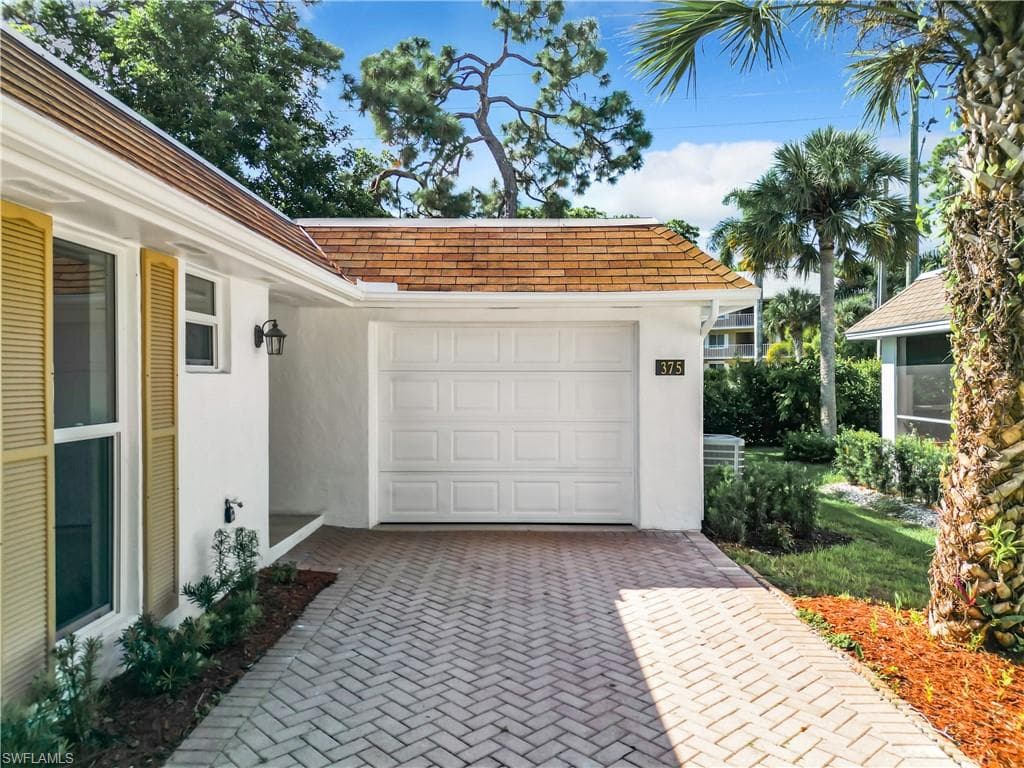 375 CARNABY CT # 54, NAPLES FL 34112-10